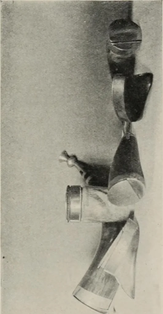 An illustration from Chats on old pewter, 1911, leaf 102