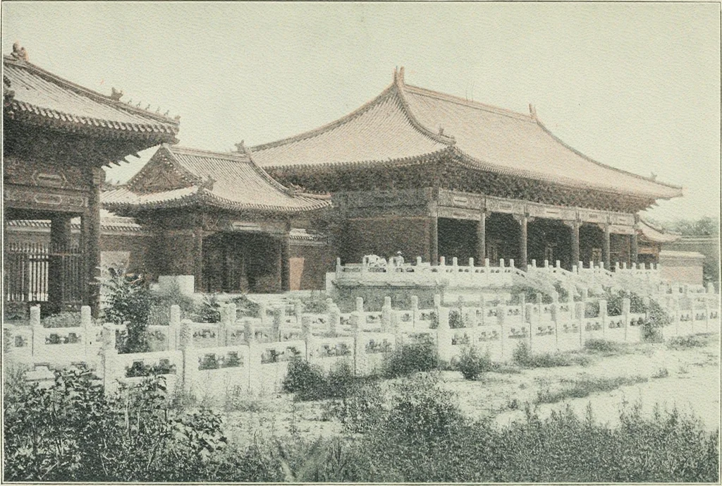 An illustration from China; its history, arts and literature, 1902, leaf 220