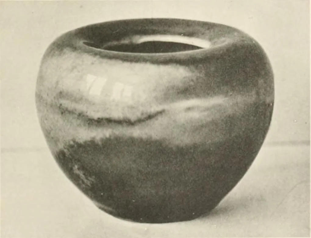 An illustration from Chinesisches Porzellan : seine Geschichte, Kunst und Technik, 1913, leaf 152