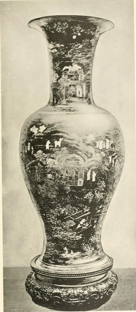 An illustration from Chinesisches Porzellan : seine Geschichte, Kunst und Technik, 1913, leaf 162