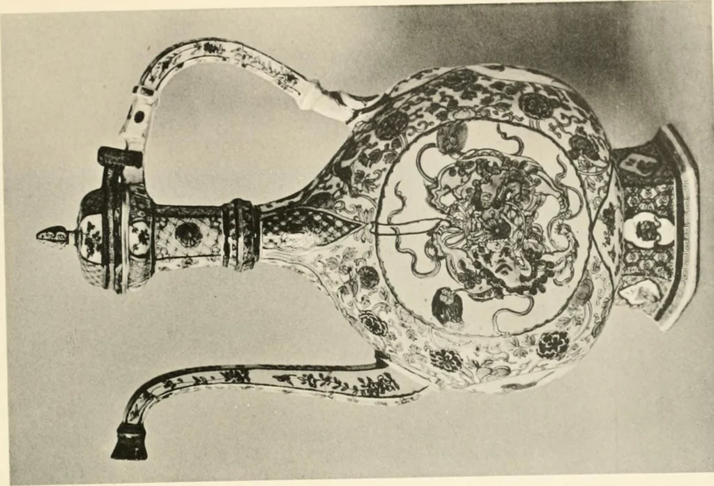An illustration from Chinesisches Porzellan : seine Geschichte, Kunst und Technik, 1913, leaf 220
