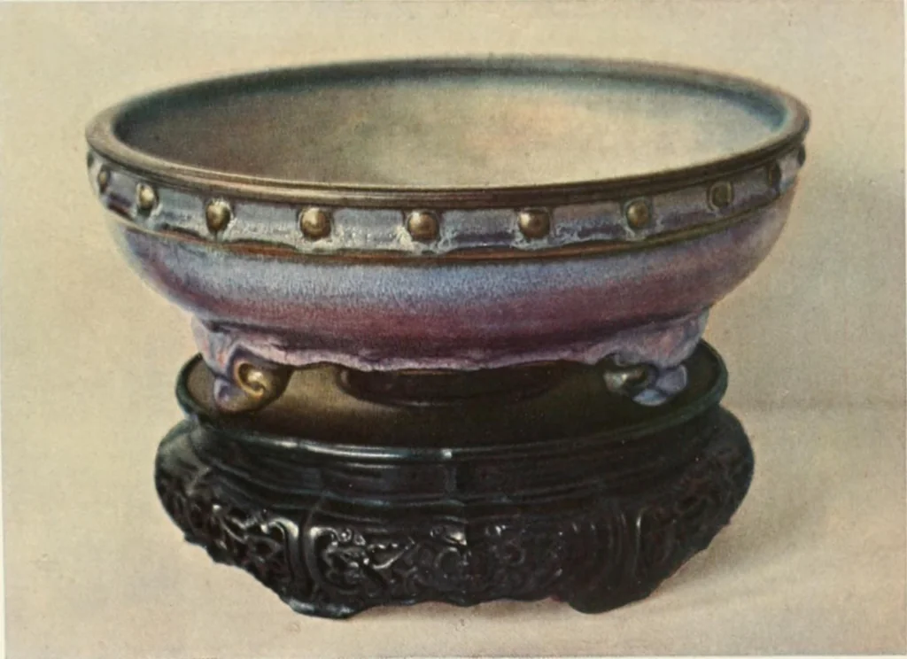 An illustration from Chinesisches Porzellan : seine Geschichte, Kunst und Technik, 1913, leaf 58
