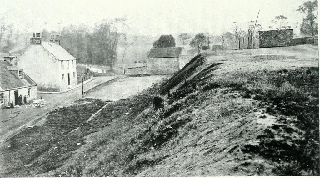 An illustration from City development, a study of parks, gardens, and culture-institutes; a report to the Carnegie Dunfermline trust, 1904, leaf 101