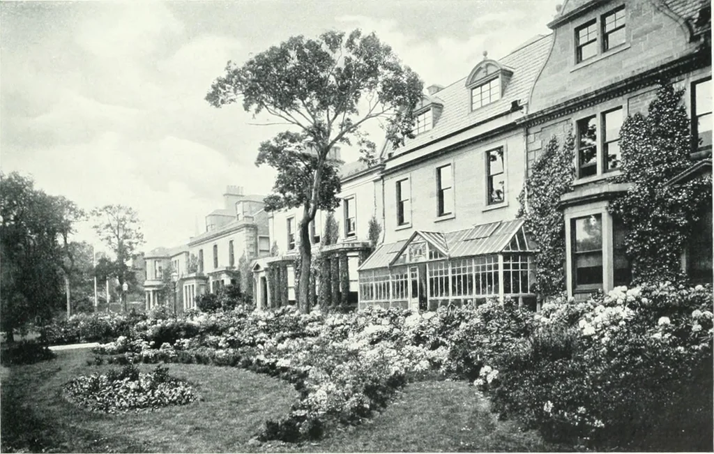 An illustration from City development, a study of parks, gardens, and culture-institutes; a report to the Carnegie Dunfermline trust, 1904, leaf 24
