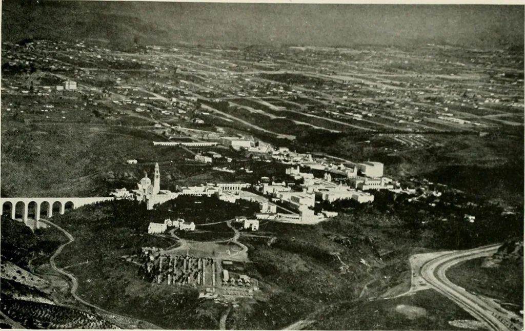 An illustration from City planning progress in the United States, 1917, 1917, leaf 174