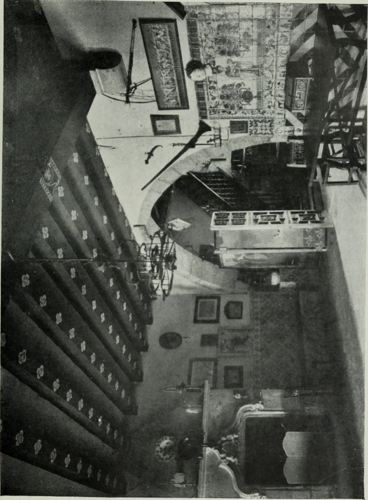 An illustration from ColecciÃ³n de hierros de Santiago RusiÃ±ol, 1910, leaf 28