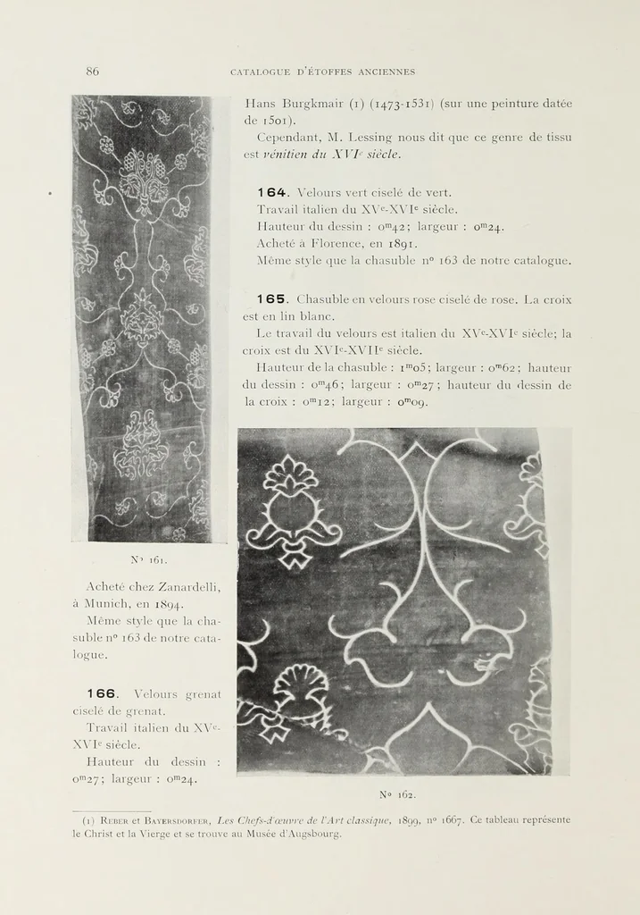 An illustration from Collection d'anciennes étoffes : réunies et décrites, 1901, leaf 98