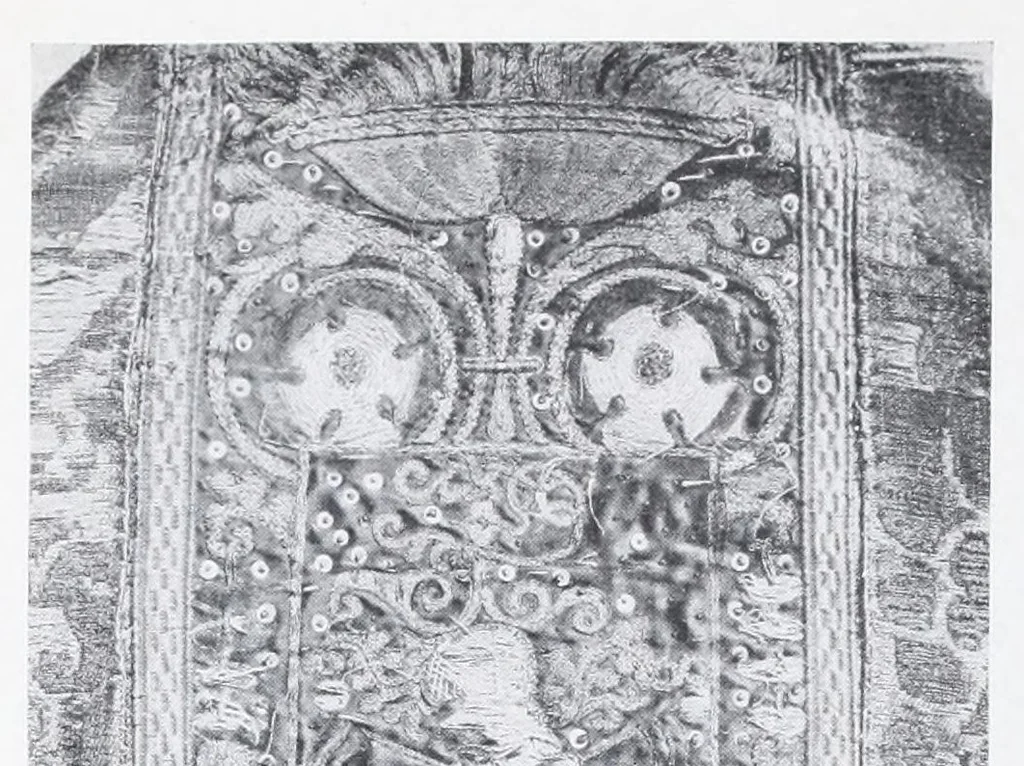 An illustration from Collection de broderies anciennes, 1905, leaf 104