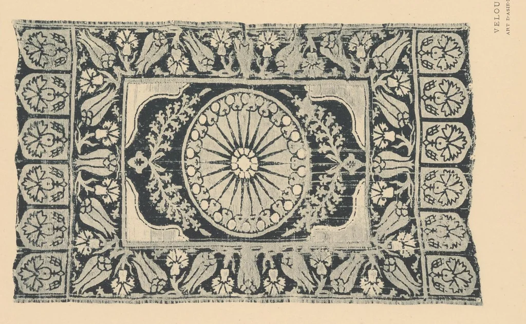 An illustration from La collection Kelekian. : Étoffes & tapis d'Orient & de Venise, 1900, leaf 112