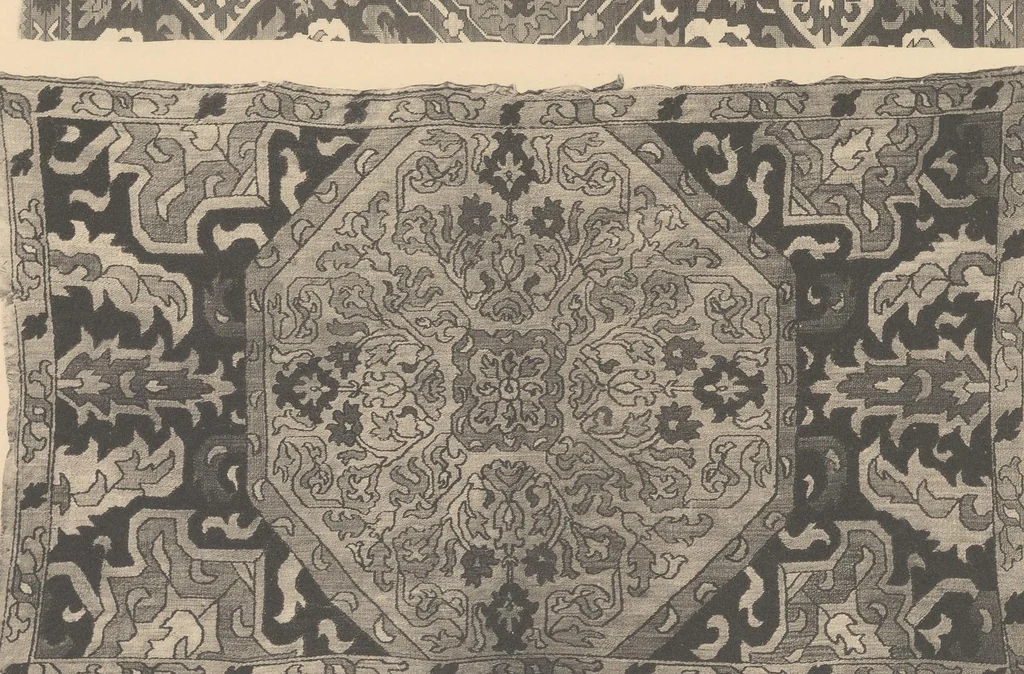An illustration from La collection Kelekian. : Étoffes & tapis d'Orient & de Venise, 1900, leaf 80