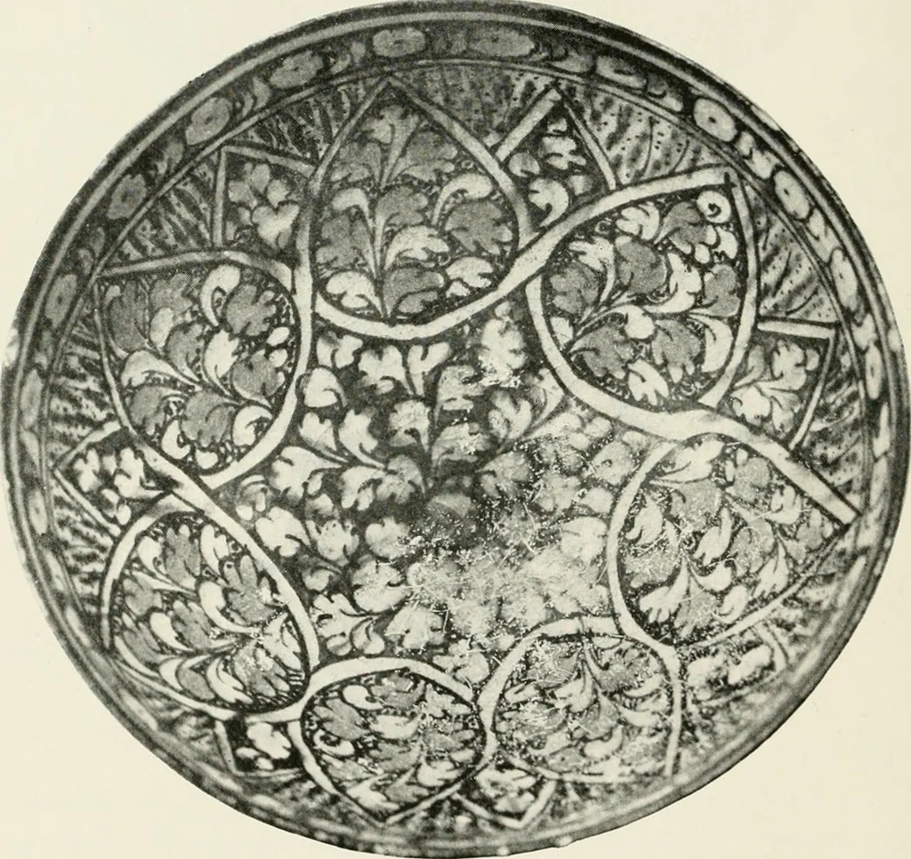 An illustration from A collection of ancient Chinese and Persian porcelain and pottery, Persian miniature paintings, books and manuscripts, consigned on account of the European war; also snuff bottles, jades and antique cloisonné enamels from another collector. To be sold ... May 4th, 5th, 6th, 7th and 8th, 1915 .., 1915, leaf 81
