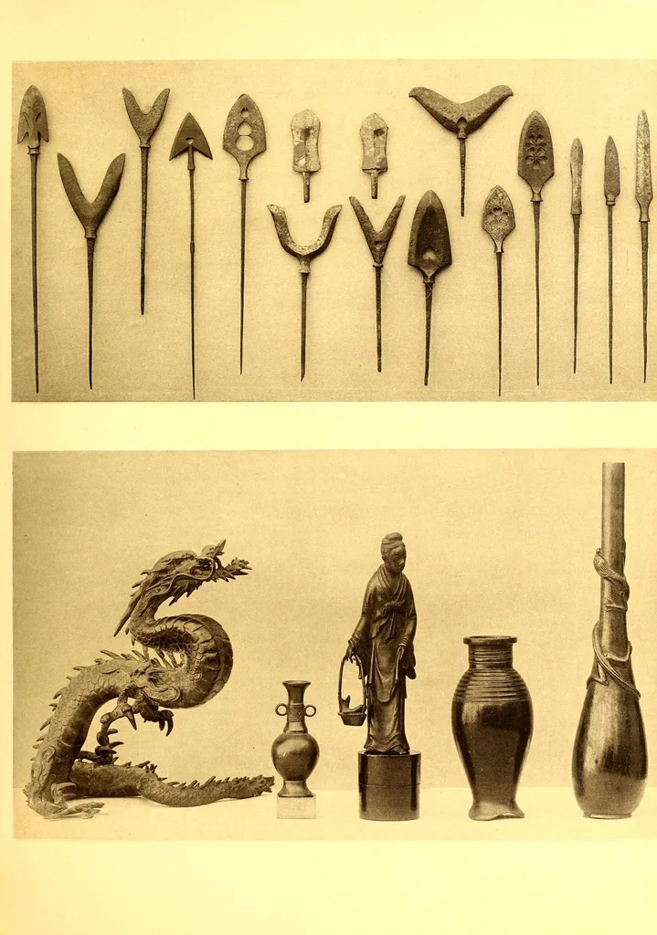 An illustration from Collection P. Barboutau : Peintures-estampes & Objets d'Art du Japon dont la vente aura lieu le 3 juin et jours suivants, a l'Hotel Drouot, Salle N8, 1904, leaf 313