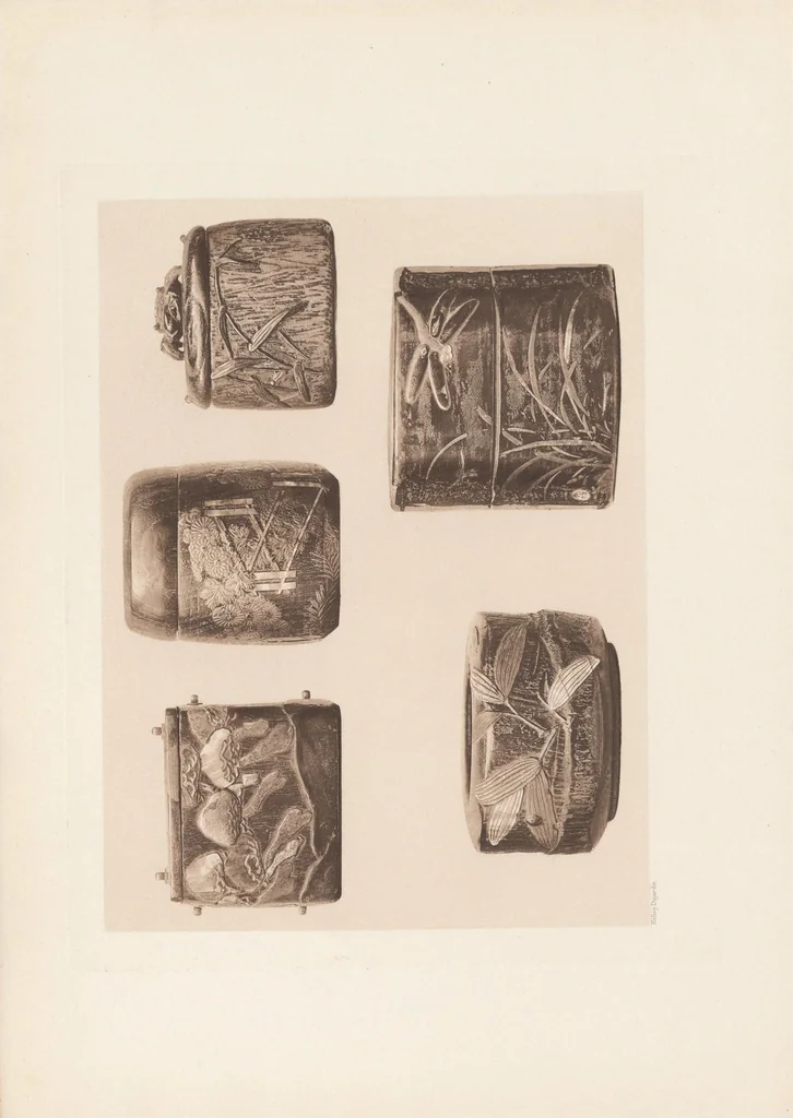 An illustration from Collection S. Bing. : Objets d'art et peintures du Japon et de la Chine dont la vente aura lieu du lundi 7 au samedi 12 mai 1906 inclus dans les galeries de MM. Durand-Ruel, 1906, leaf 40