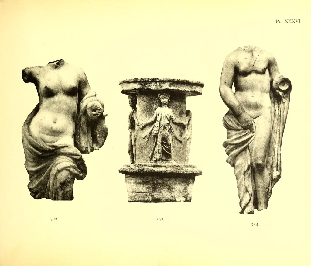 An illustration from Collections de feu M. Jean P. Lambros d'Athenes et de M. Giovanni Dattari du Caire, 1912, leaf 149