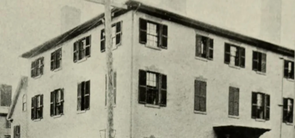 An illustration from The colonial architecture of Salem, 1919, leaf 352