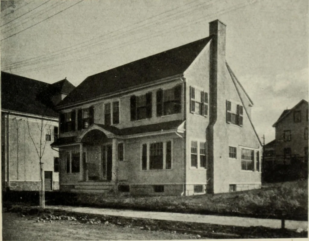 An illustration from The colonial architecture of Salem, 1919, leaf 386