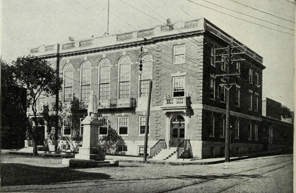 An illustration from The colonial architecture of Salem, 1919, leaf 413