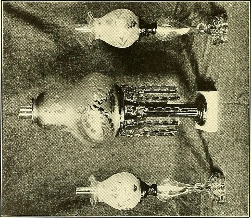 An illustration from Colonial homes and their furnishings, 1912, leaf 293