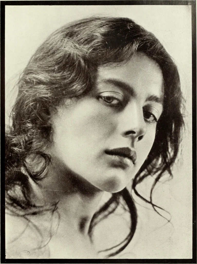An illustration from Colour photography : and other recent developments of the art of the camera, 1908, leaf 104