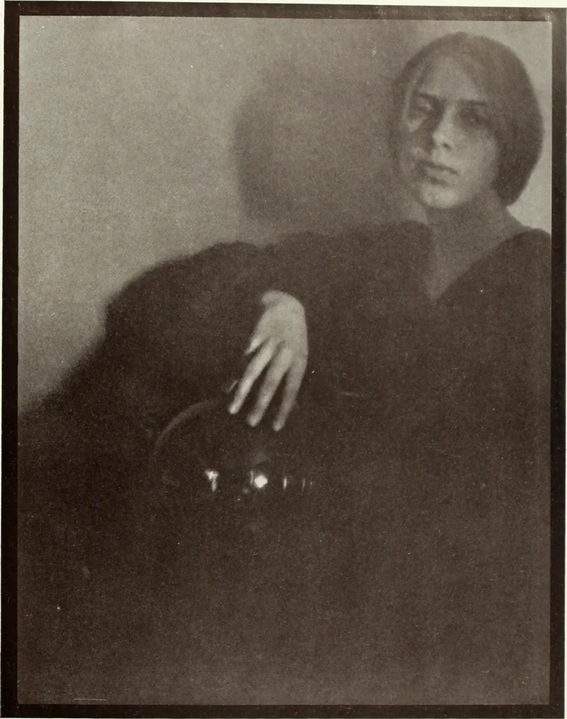 An illustration from Colour photography : and other recent developments of the art of the camera, 1908, leaf 212
