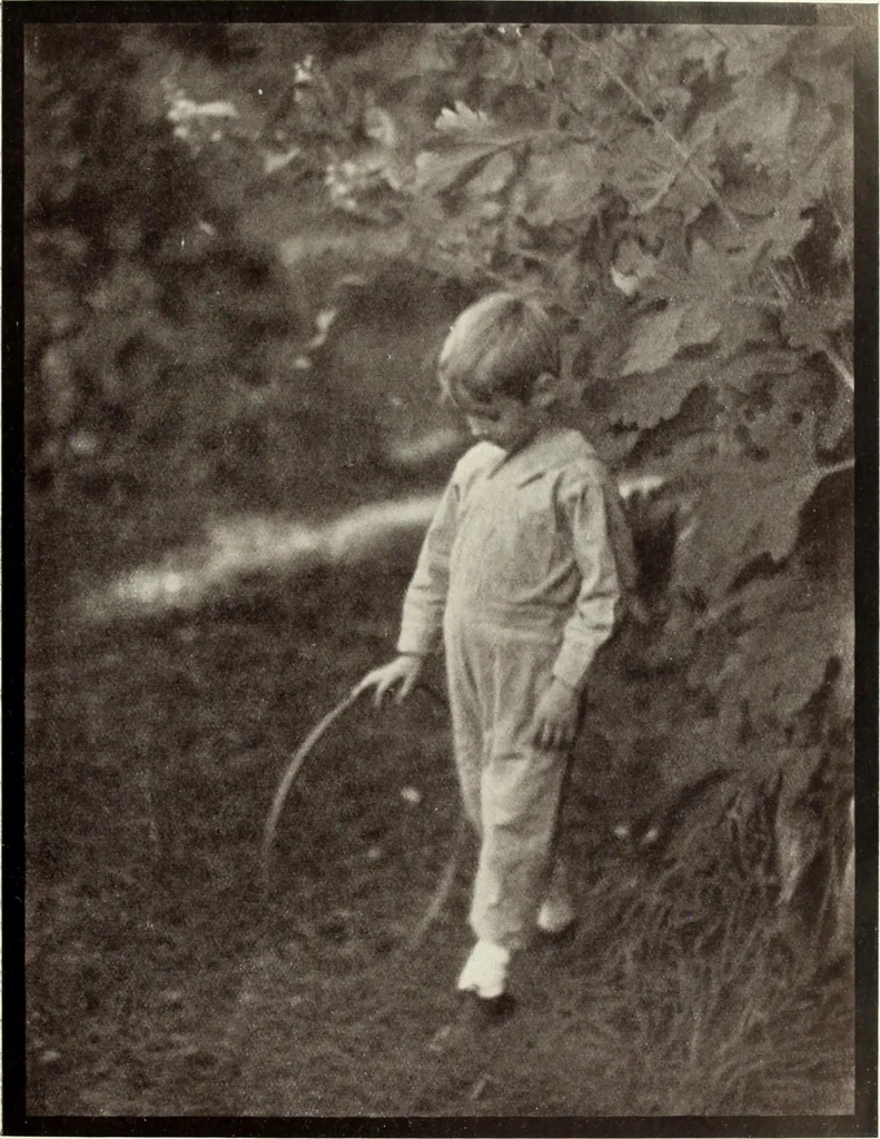 An illustration from Colour photography : and other recent developments of the art of the camera, 1908, leaf 30