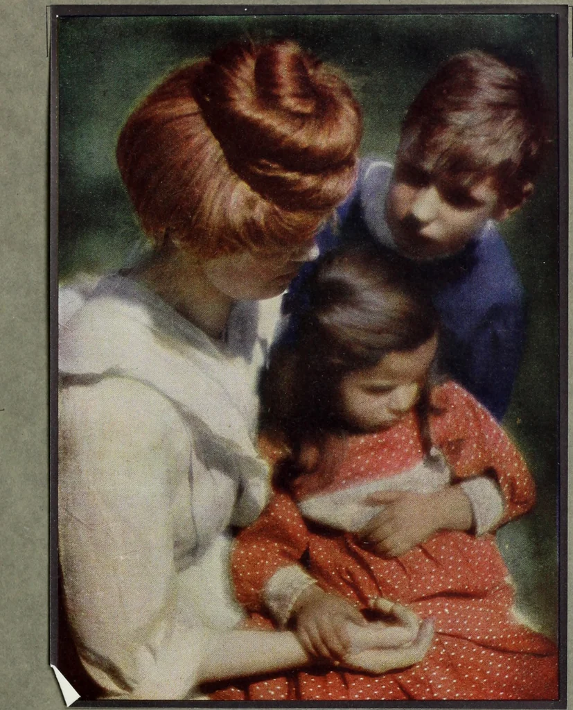 An illustration from Colour photography : and other recent developments of the art of the camera, 1908, leaf 146