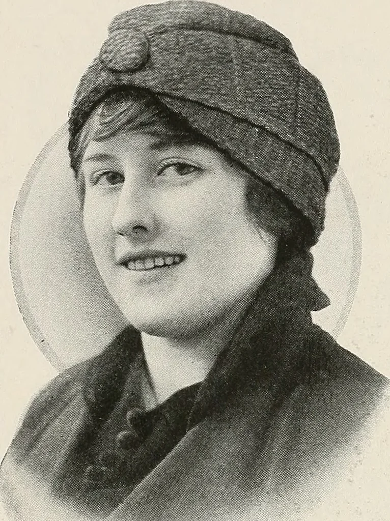 An illustration from The Columbia book of yarns : containing a manual of knitting and crocheting, 1916, leaf 197