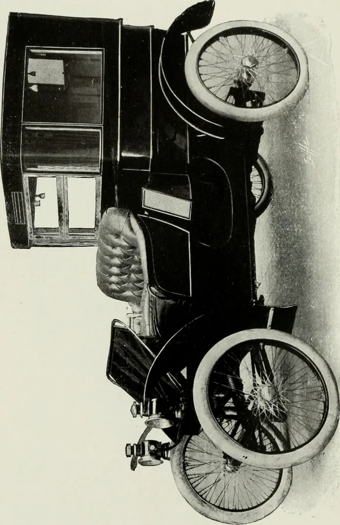 An illustration from The complete motorist, being an account of the evolution and construction of the modern motor-car; with notes on the selection, use, and maintenance of the same; and on the pleasures of travel upon the public roads, 1905, leaf 161