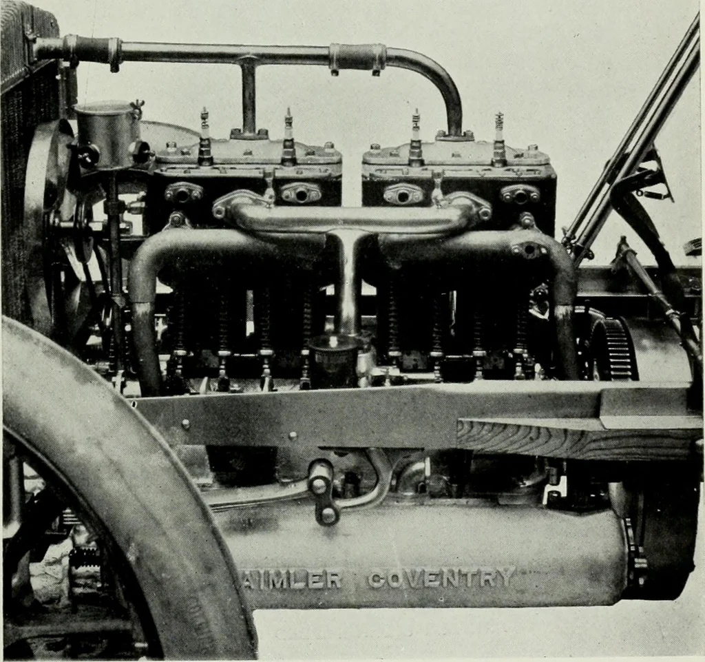An illustration from The complete motorist, being an account of the evolution and construction of the modern motor-car; with notes on the selection, use, and maintenance of the same; and on the pleasures of travel upon the public roads, 1905, leaf 166