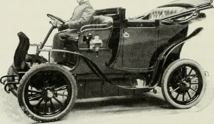 An illustration from The complete motorist, being an account of the evolution and construction of the modern motor-car; with notes on the selection, use, and maintenance of the same; and on the pleasures of travel upon the public roads, 1905, leaf 251