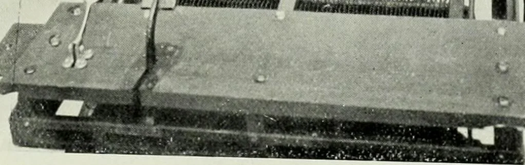 An illustration from The complete motorist, being an account of the evolution and construction of the modern motor-car; with notes on the selection, use, and maintenance of the same; and on the pleasures of travel upon the public roads, 1905, leaf 306