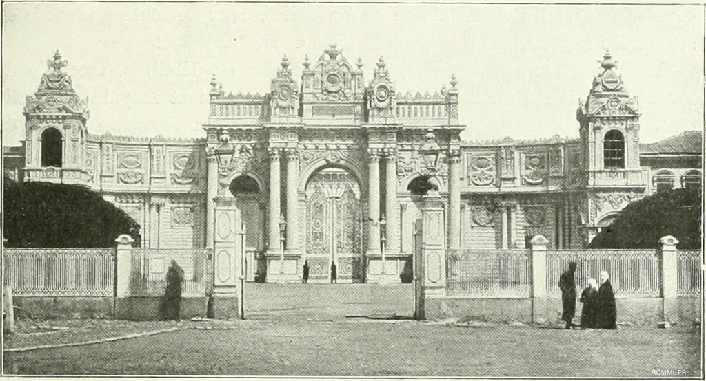 An illustration from Constantinople, 1913, leaf 154