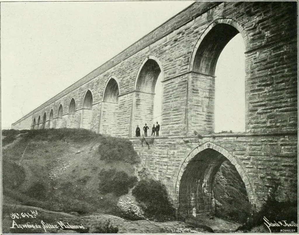 An illustration from Constantinople, 1913, leaf 89