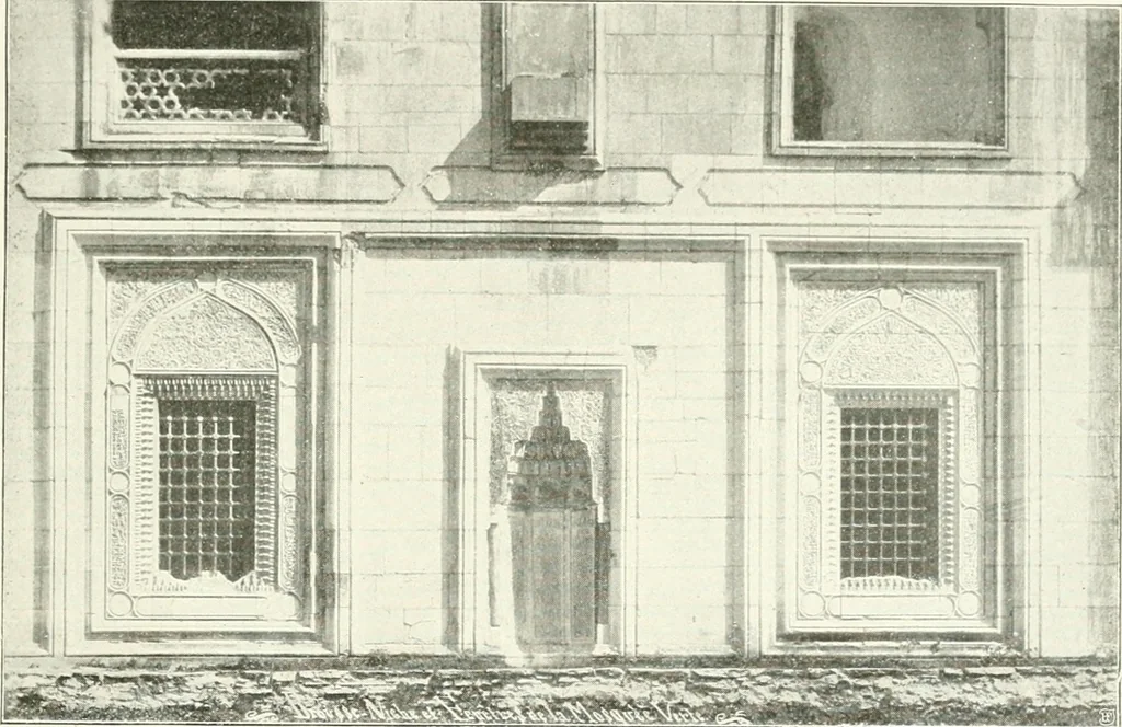 An illustration from Constantinople : ouvrage orné de 103 gravures, 1906, leaf 124