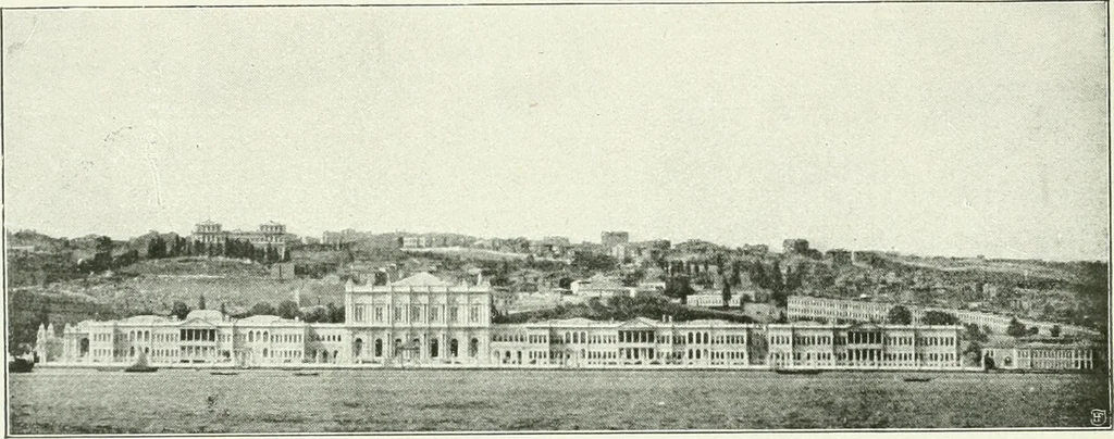 An illustration from Constantinople : ouvrage orné de 103 gravures, 1906, leaf 151