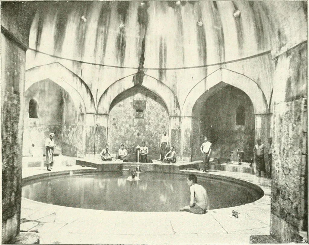 An illustration from Constantinople : ouvrage orné de 103 gravures, 1906, leaf 164