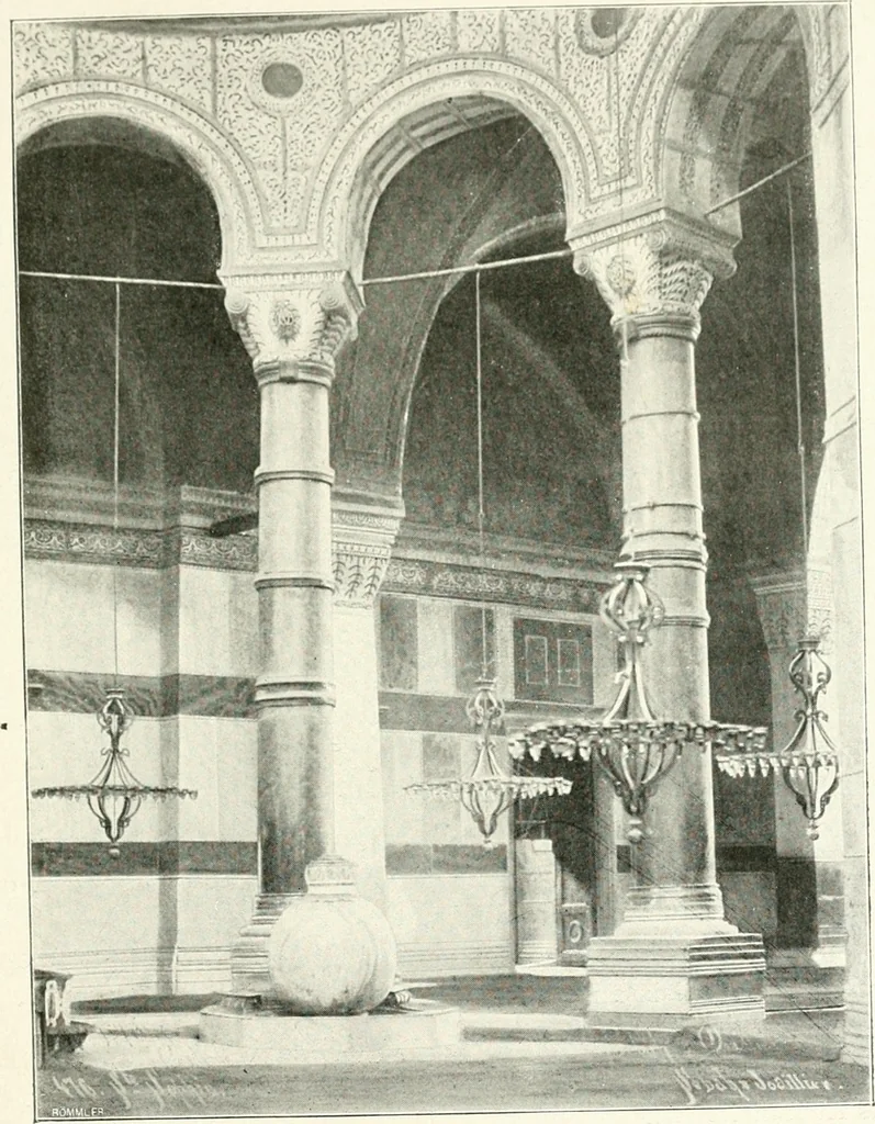 An illustration from Constantinople : ouvrage orné de 103 gravures, 1906, leaf 56