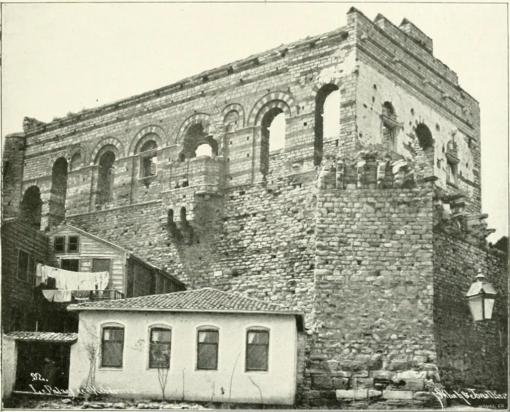 An illustration from Constantinople : ouvrage orné de 103 gravures, 1906, leaf 82