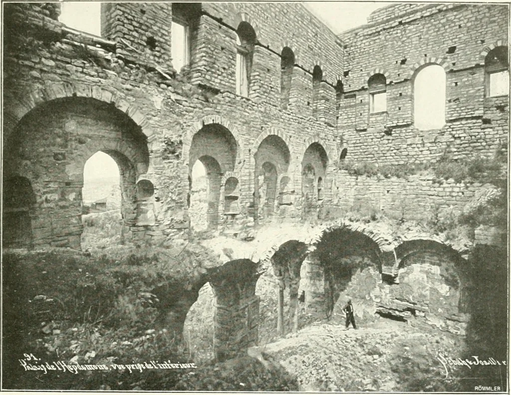 An illustration from Constantinople : ouvrage orné de 103 gravures, 1906, leaf 86