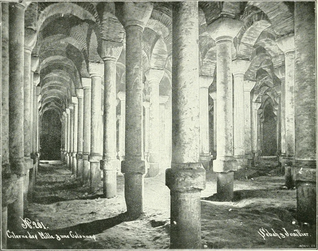 An illustration from Constantinople : ouvrage orné de 103 gravures, 1906, leaf 89