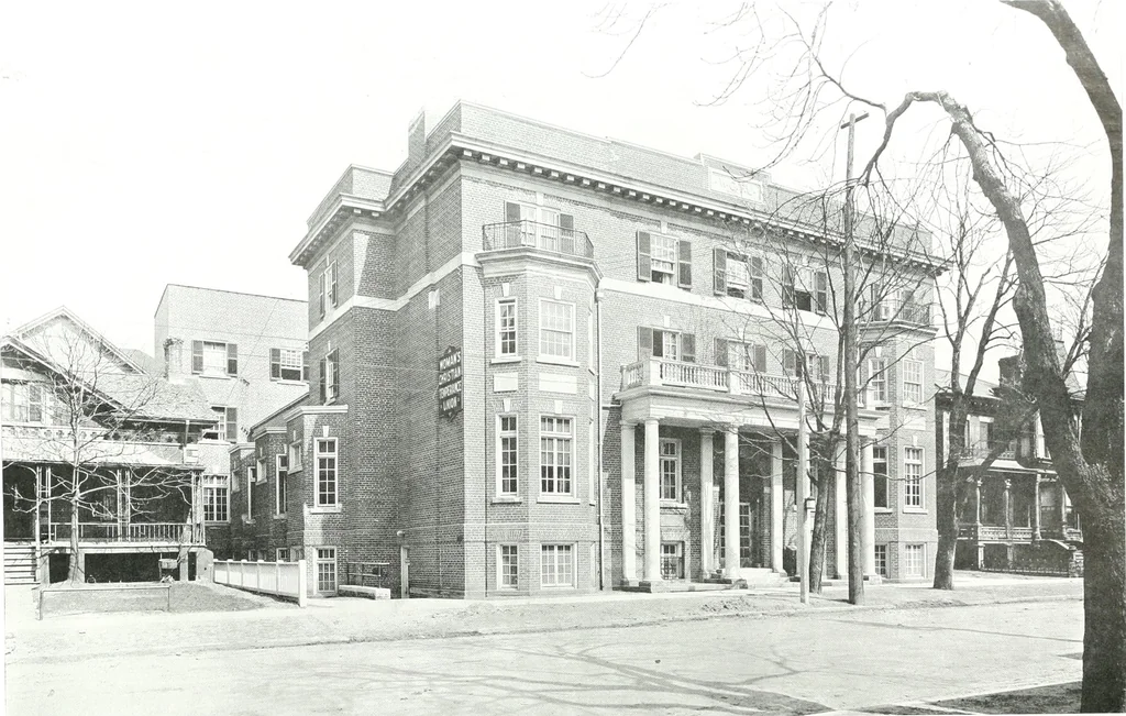 An illustration from Construction : a journal for the architectural engineering and contracting interests of Canada, 1913, leaf 187
