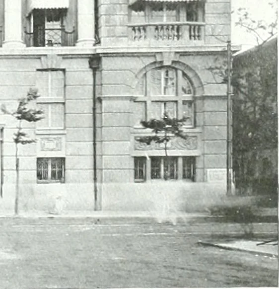 An illustration from Construction : a journal for the architectural engineering and contracting interests of Canada, 1913, leaf 209