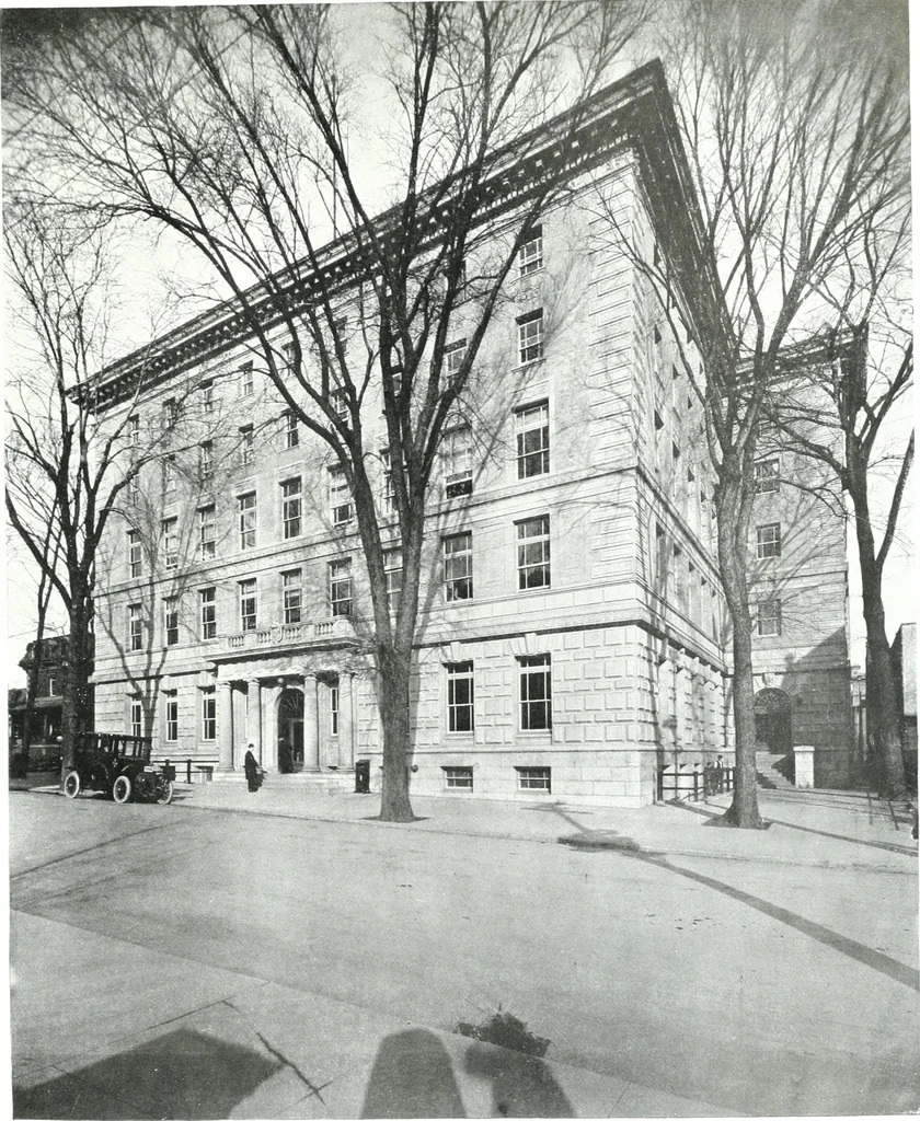 An illustration from Construction : a journal for the architectural engineering and contracting interests of Canada, 1913, leaf 256