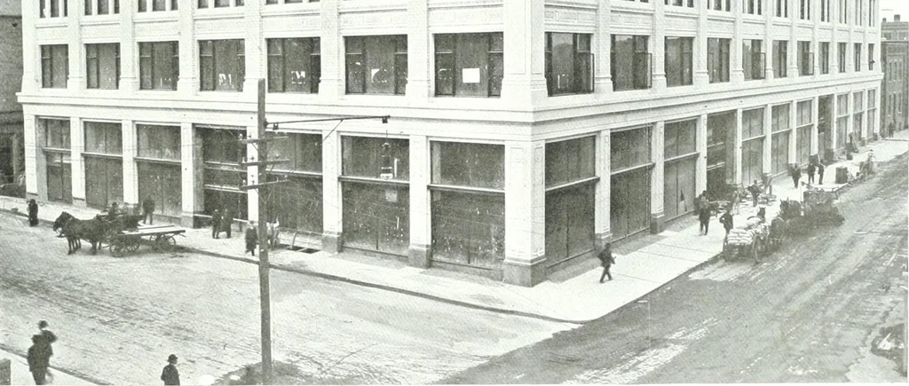 An illustration from Construction : a journal for the architectural engineering and contracting interests of Canada, 1913, leaf 384