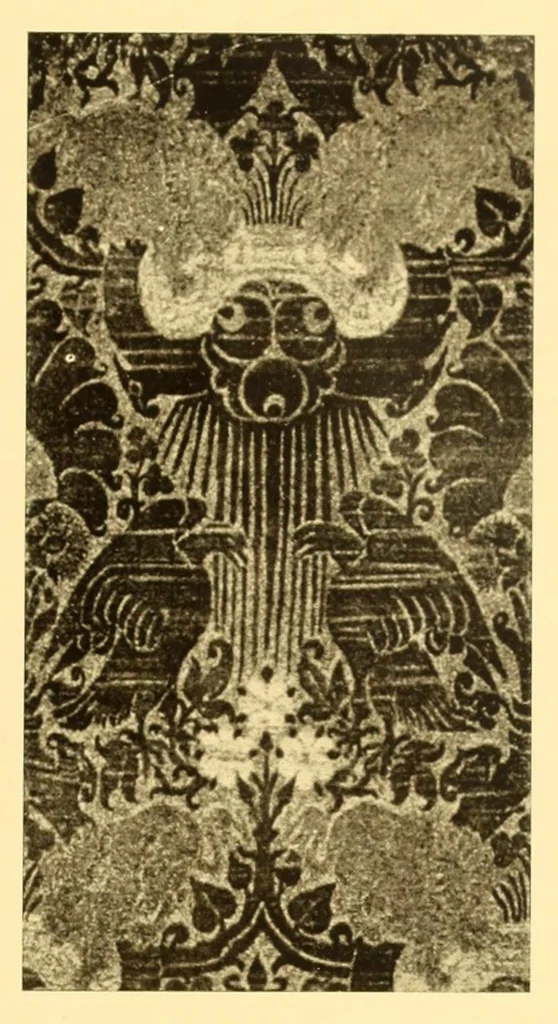 An illustration from Contributi allo studio dell'arte tessile, 1920, leaf 109