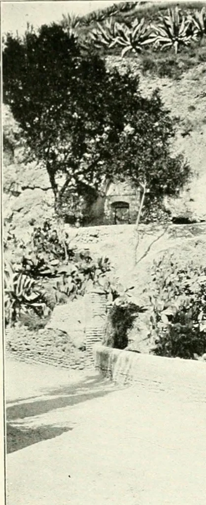 An illustration from Cordoue & Grenade, 1906, leaf 136