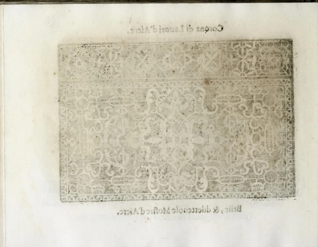 An illustration from Corona delle nobili et virtvose donne : libro primo [-qvarto] : nel quale si dimostra in varij dissegni; tutte le sorti di mostre di punti tagliati, punti in aria, punti a reticello, e d'ogni altra sorte, cosi per freggi, come per merli, & rosette, che con l'aco si vsano hoggidi per tutta l'Europa : et molte delle quali mostre posono seruire ancora per opere à mazzete : con le dechiarationi a le mostre a' lavouri, 1625, leaf 82