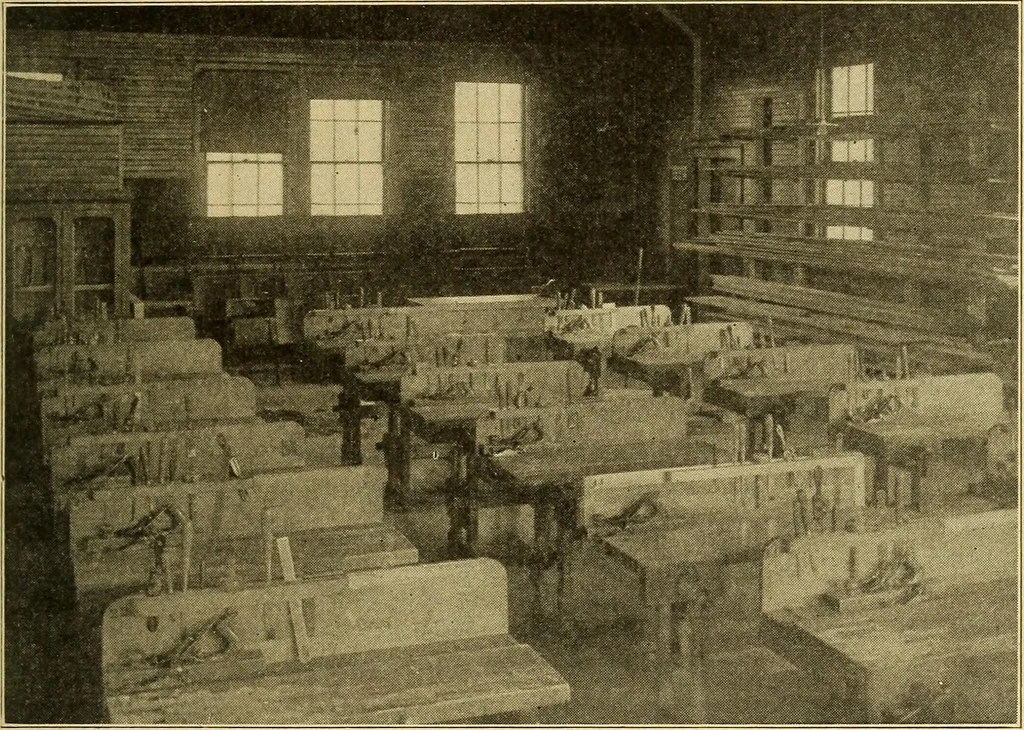 An illustration from Correlated courses in woodwork and mechanical drawing, 1912, leaf 82