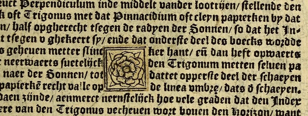 An illustration from Cosmographie, oft Beschrijuinghe der gheheelder werelt van Petrus Apianus, derdewerf ghecorrigeert van Gemma Frisio ... Metten zeecompasse ende anderen boecxkens byden selve[n] Gemma daer toegedaen, 1561, leaf 25