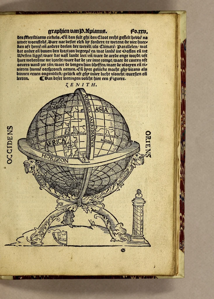 An illustration from Cosmographie, oft Beschrijuinghe der gheheelder werelt van Petrus Apianus, derdewerf ghecorrigeert van Gemma Frisio ... Metten zeecompasse ende anderen boecxkens byden selve[n] Gemma daer toegedaen, 1561, leaf 53